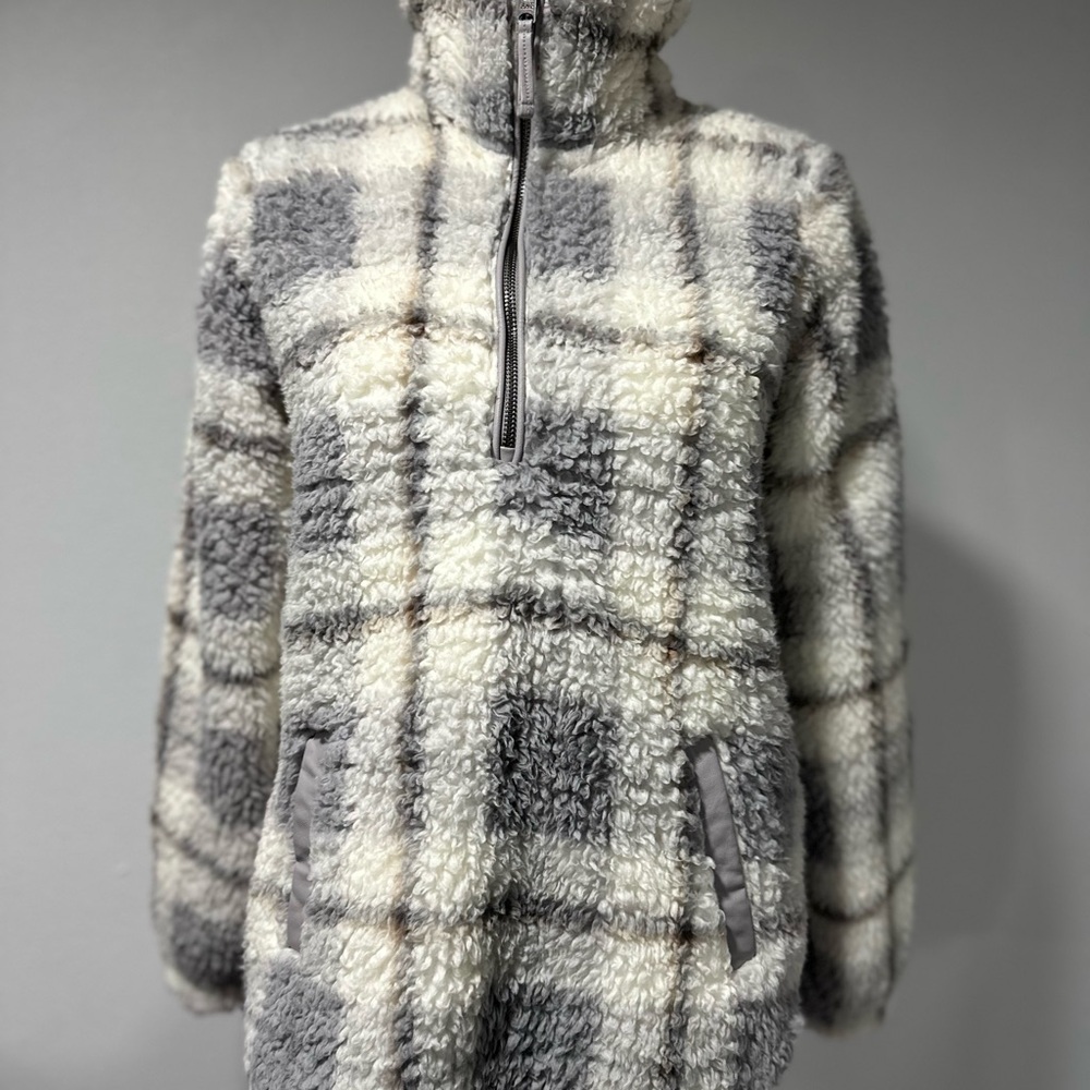 Abercrombie & Fitch Soft A&F Collection Woman’s Sherpa Jacket 1/4  Zip Size XS